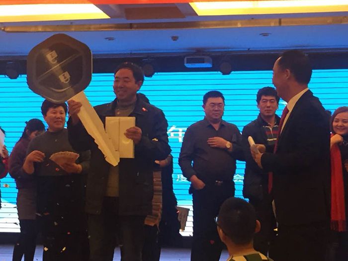 午夜无码视频播放午夜精品久久久久久久代理商抽到商務麵包車及ipads